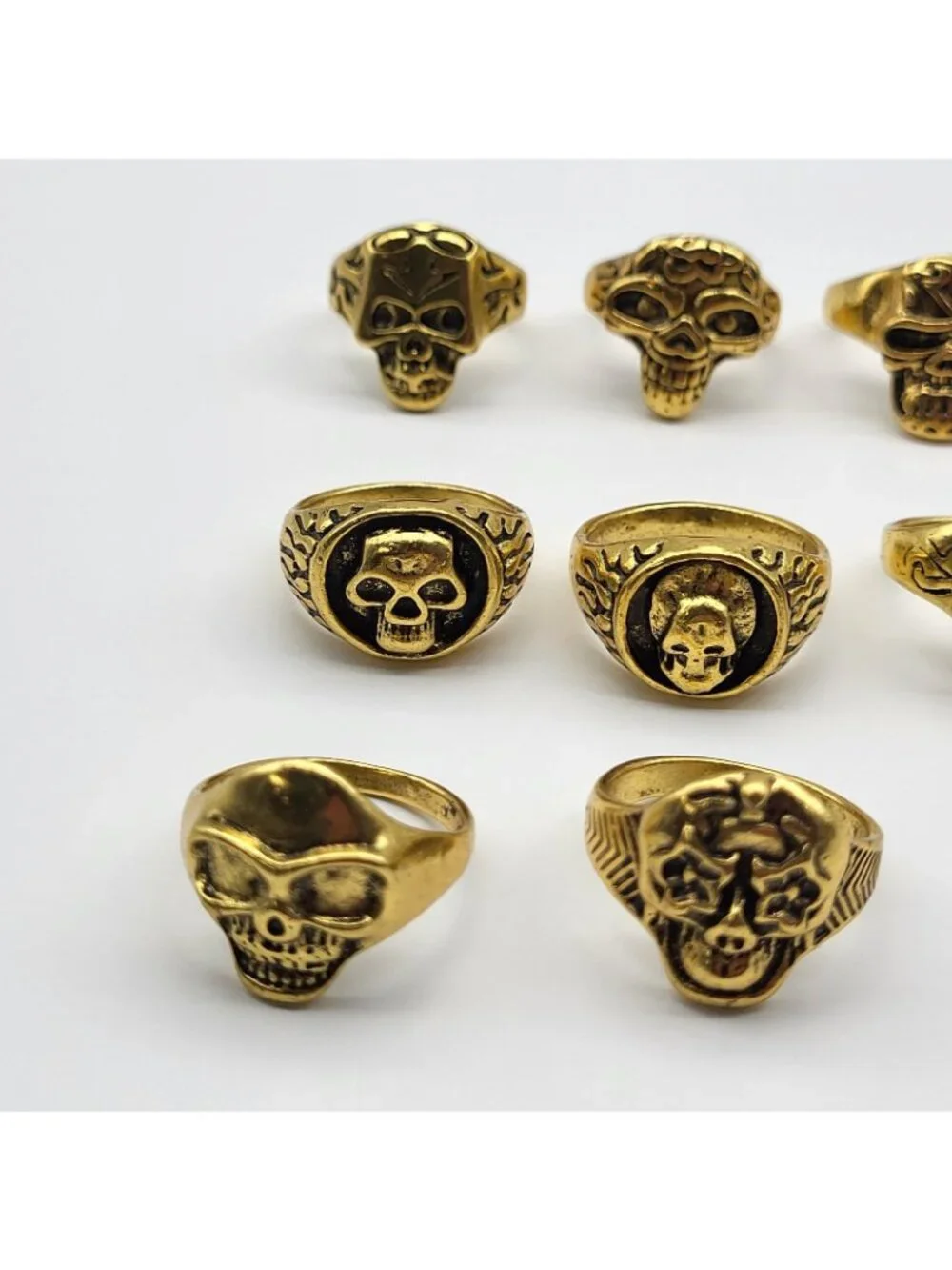 Biker ring Skull rings lot Goth Halloween 8 piece flea market gifts mixed sizes